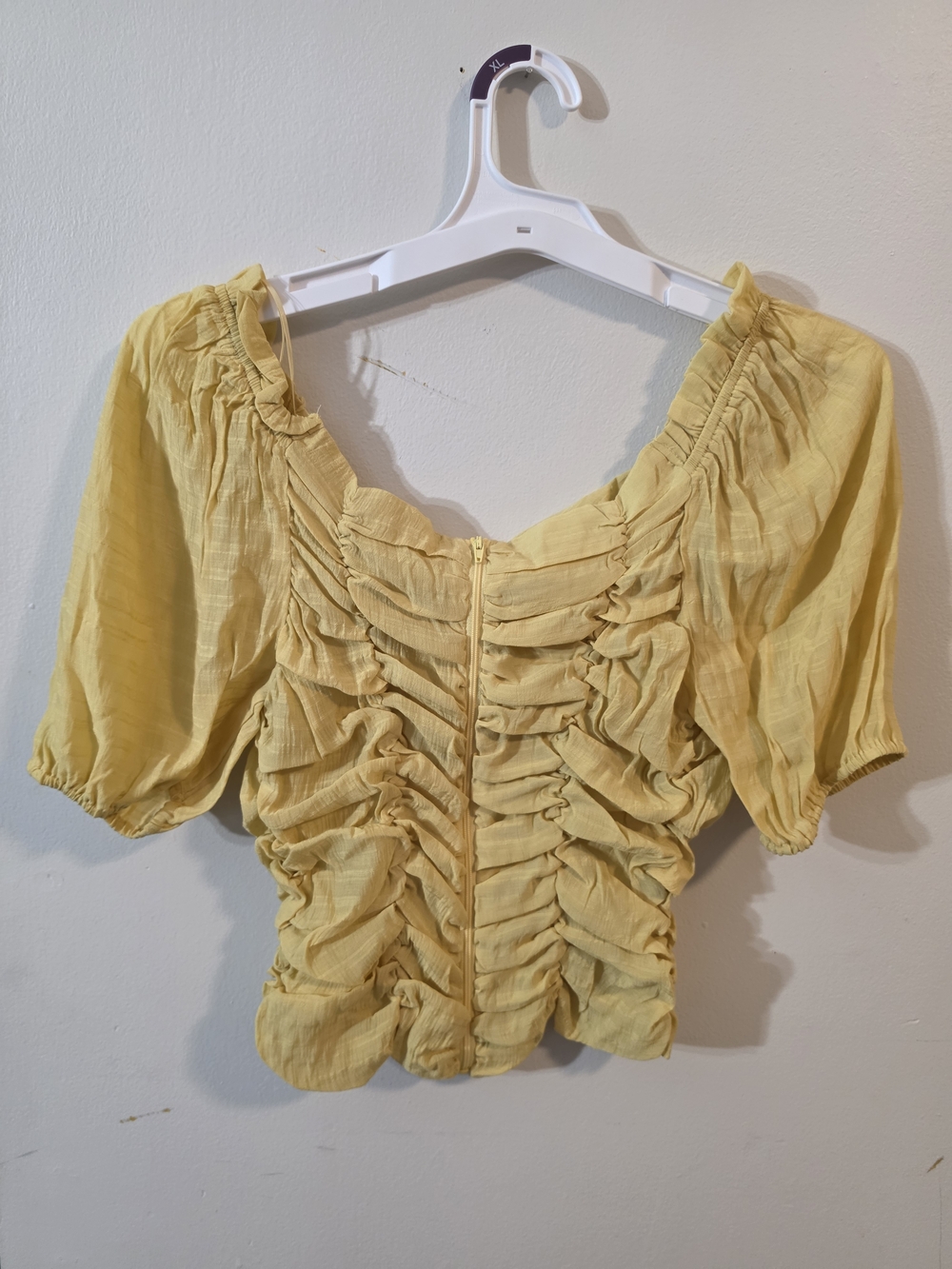Yellow Ruched Puff-Sleeve Women’s Top - Picture 4 of 7